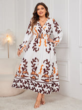 Load image into Gallery viewer, Honey Plus Size Printed Surplice Flounce Sleeve Dress
