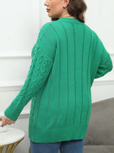 Load image into Gallery viewer, Plus Size Round Neck Long Sleeve Sweater