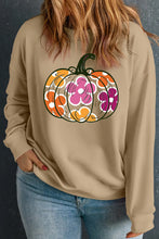 Load image into Gallery viewer, Plus Size Pumpkin Graphic Dropped Shoulder Sweatshirt
