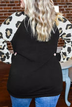 Load image into Gallery viewer, Plus Size Leopard Raglan Sleeve Casual Blouse